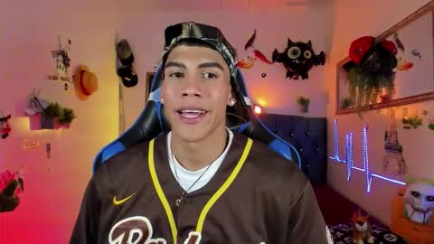 Damian online show from November 7, 4:04 am