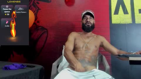 damian_shakur online show from November 12, 6:54 pm