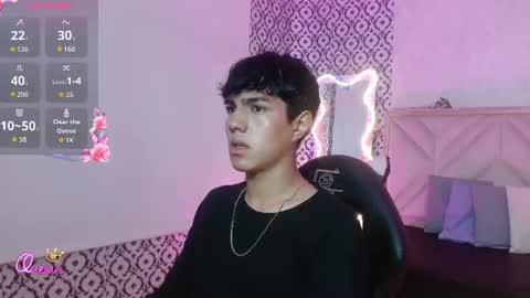 damian_tay1 online show from June 30, 11:31 am