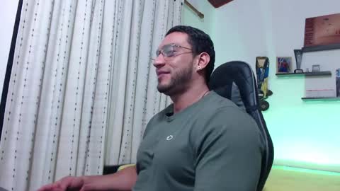 Danny online show from May 25, 3:56 am