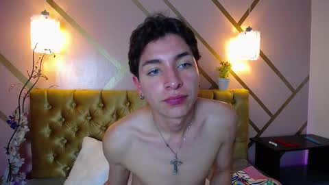Damiian21  online show from February 8, 6:44 pm