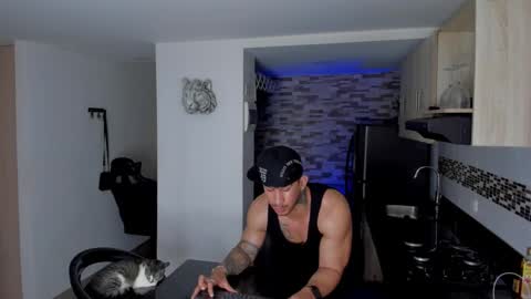 INSTAGRAM  DAMMIANMILLEROFICIAL online show from February 20, 2:30 pm