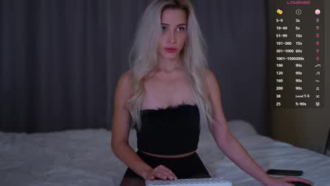 Ashley online show from September 11, 8:54 pm