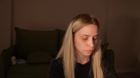 Ashley online show from November 7, 2:08 pm