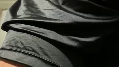 Clyde online show from April 1, 4:04 pm