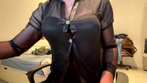 damon5765 online show from September 30, 10:42 pm