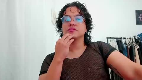 Diane Blosson online show from April 19, 1:28 am