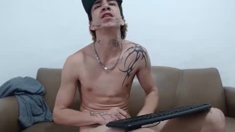 dan_jonson15 online show from November 30, 4:25 pm