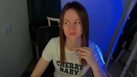 Dana online show from November 17, 7:49 pm