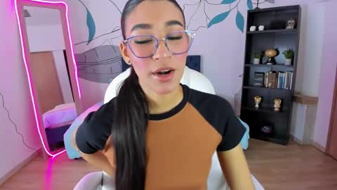 dana_paula online show from December 22, 11:39 am