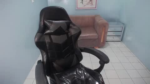 Snapshot of danatella_a chatting on March 4, 8:38 pm Danatella online show from March 4, 8:38 pm