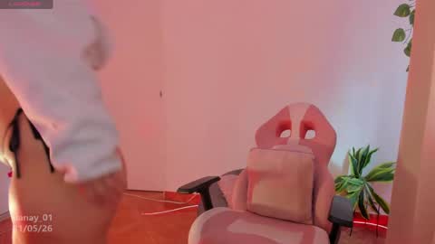 danay_01 online show from May 31, 7:59 pm