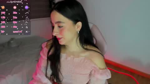 danay_01 online show from October 7, 11:45 pm