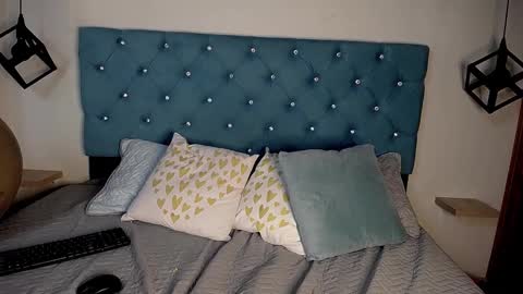 dandarkie online show from February 20, 9:20 pm