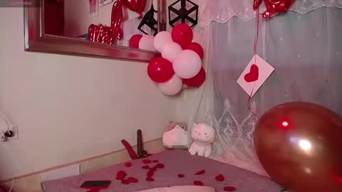 dandarkie online show from February 14, 8:05 pm