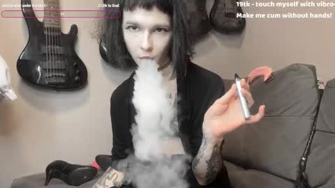 dandelion_sea online show from October 18, 7:07 pm