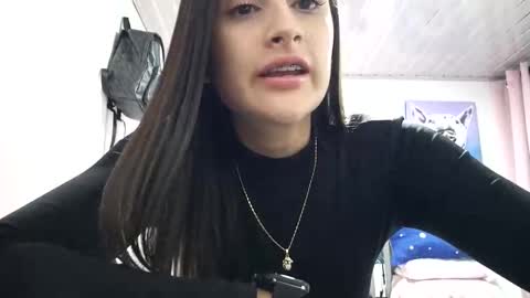 Danella Houston online show from February 17, 3:25 am