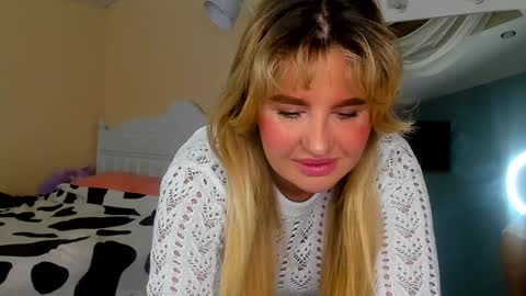 Snapshot of dangerous_lioness_ chatting on February 1, 1:34 am Kali online show from February 1, 1:34 am