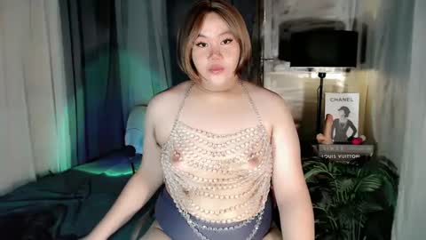 Snapshot of dangerous_womanxx chatting on March 2, 3:45 am Ms. K online show from March 2, 3:45 am