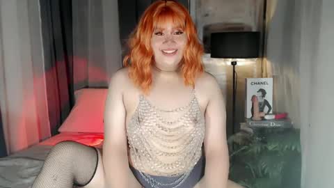 Snapshot of dangerous_womanxx chatting on February 17, 12:21 am Ms. K online show from February 17, 12:21 am
