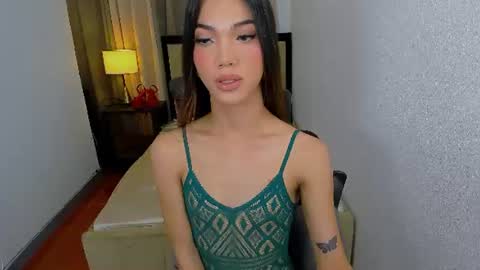 STEPHANIE online show from June 29, 9:58 pm
