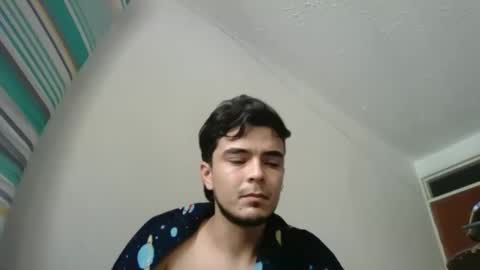 Snapshot of dani_42017 chatting on December 6, 12:44 pm dani_42017 online show from December 6, 12:44 pm