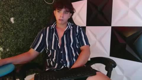 dani_cumboy online show from February 15, 3:31 am