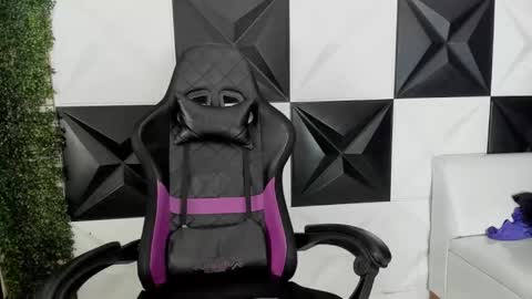 dani_cumboy online show from September 12, 3:36 pm