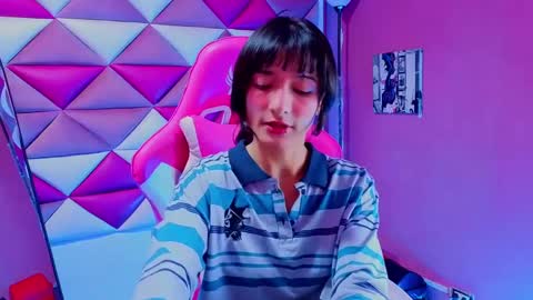 dani_dream online show from October 3, 1:52 pm