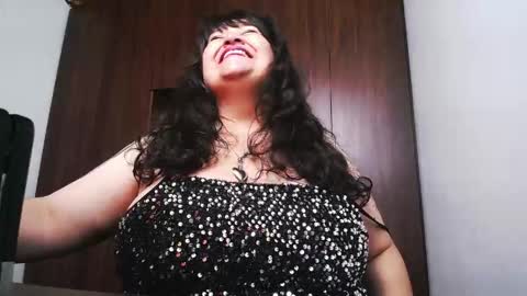     online show from April 17, 9:50 pm