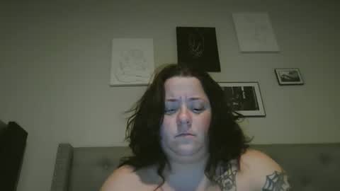 danidegrade online show from December 15, 4:40 am