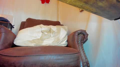 danidollxxx online show from February 27, 7:45 am