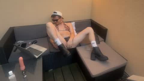 daniel200002 online show from June 19, 4:29 am