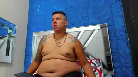 daniel_jhonson online show from January 2, 12:35 pm