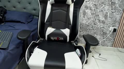 daniel_leconte online show from March 1, 4:39 am