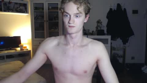 Daniel online show from April 17, 11:18 pm