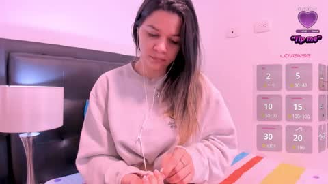 daniela online show from October 11, 12:10 pm