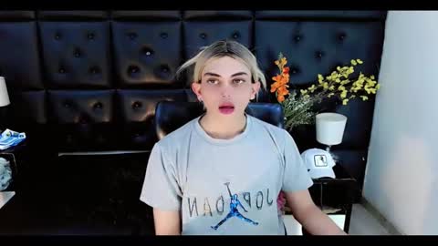 daniela_pink_ online show from February 13, 10:24 pm