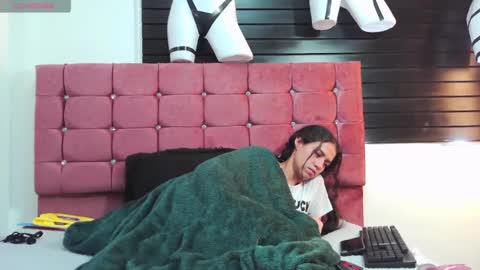 Snapshot of daniela_rivasth chatting on January 23, 9:39 am danielarivasth online show from January 23, 9:39 am