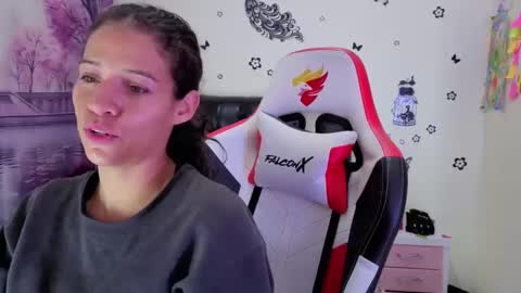 Snapshot of daniela_rivasth chatting on September 8, 6:18 pm danielarivasth online show from September 8, 6:18 pm