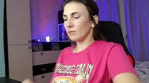 Snapshot of danielacooperx chatting on October 18, 6:23 pm Daniela Cooper online show from October 18, 6:23 pm