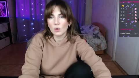 Daniela Cooper online show from November 22, 2:48 pm