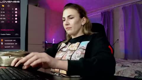 Snapshot of danielacooperx chatting on January 26, 5:44 pm Daniela Cooper online show from January 26, 5:44 pm