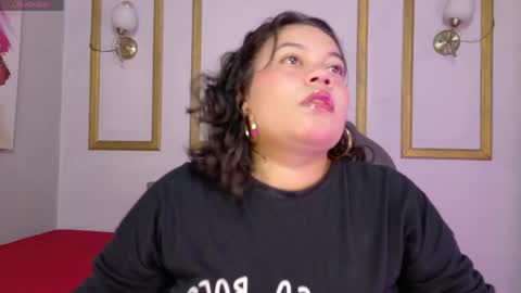 daniele_marsh online show from April 18, 11:45 am