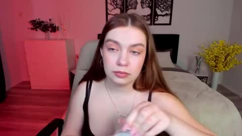 Daniella online show from February 3, 11:20 am