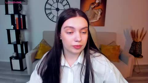 Daniella online show from March 12, 2:23 pm