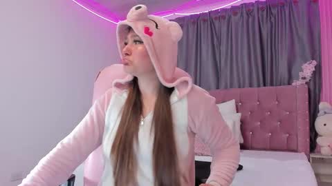 Danielle online show from September 18, 3:32 am