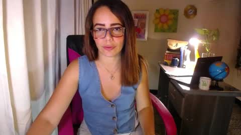 Angie online show from June 5, 6:35 pm