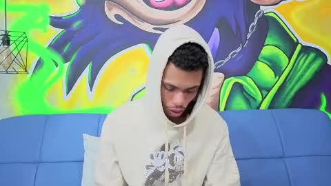 JUAN online show from April 22, 6:09 am