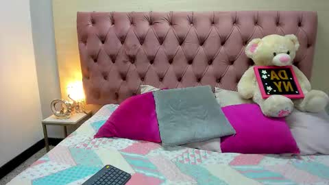 DaniiBelluci  online show from September 29, 4:11 am